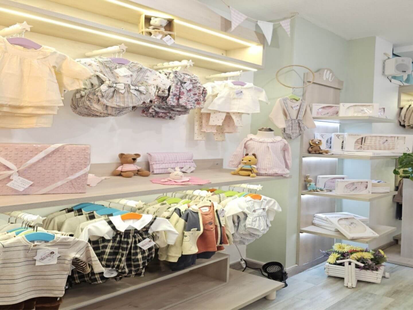 2 1 mafalda-bebes-moda-infantil-ropa-natural-organica-colecciones-accesorios-ninos-elche